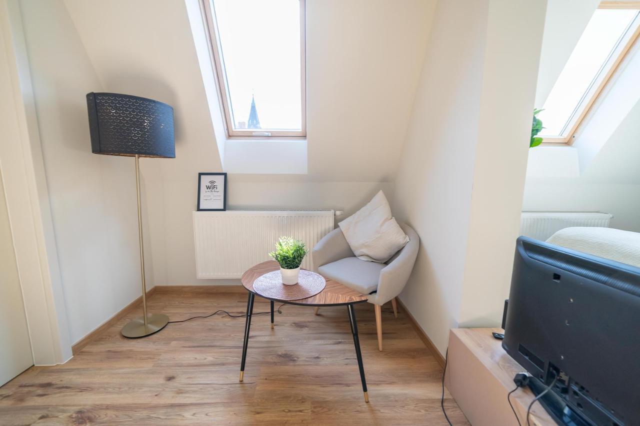 Fullhouse - Zwickau - F45 Apartments - Smarttv - Nespresso Exterior foto