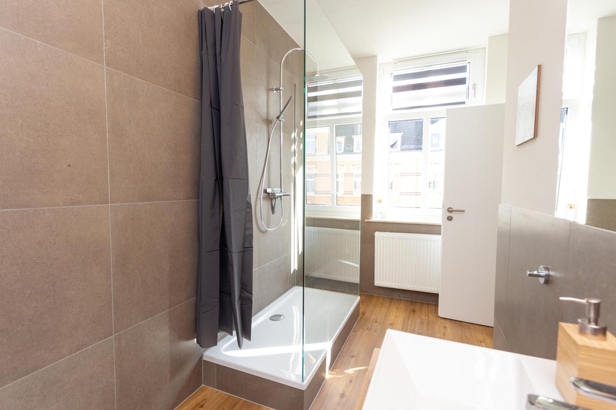 Fullhouse - Zwickau - F45 Apartments - Smarttv - Nespresso Exterior foto