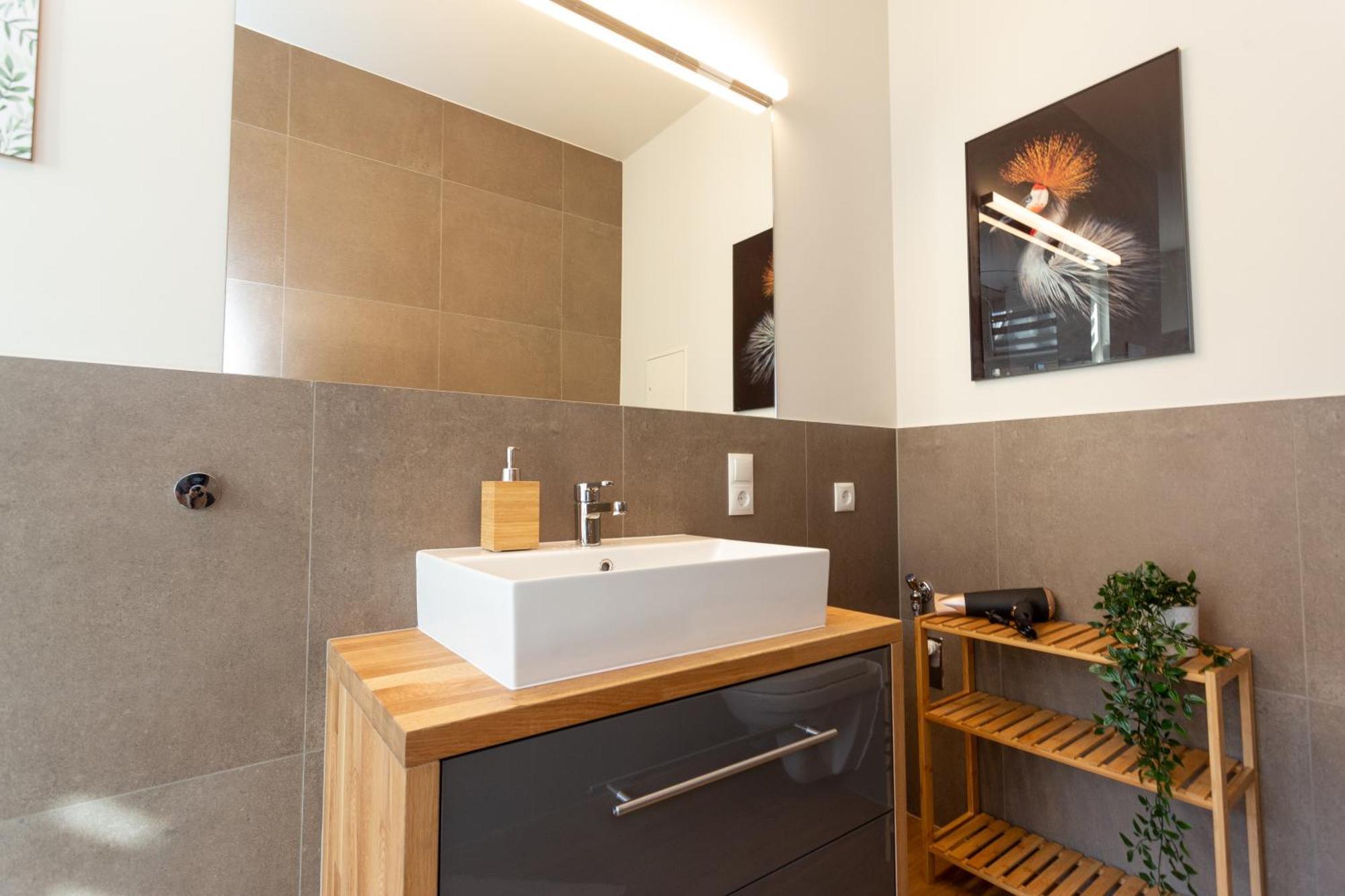 Fullhouse - Zwickau - F45 Apartments - Smarttv - Nespresso Exterior foto
